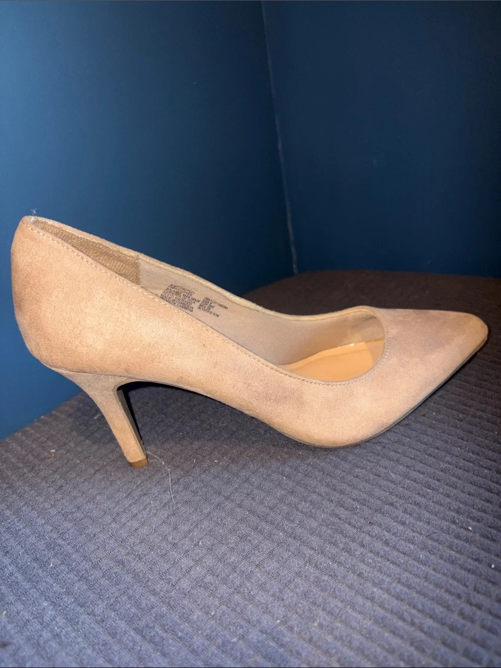 Time and Tru Women's Nude Suede Pointed-Toe Pumps 8